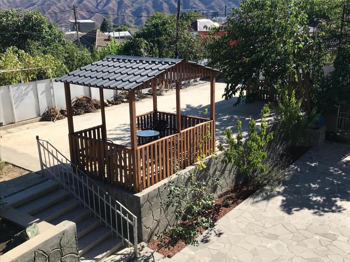 Guest House Eden 트빌리시 외부 사진